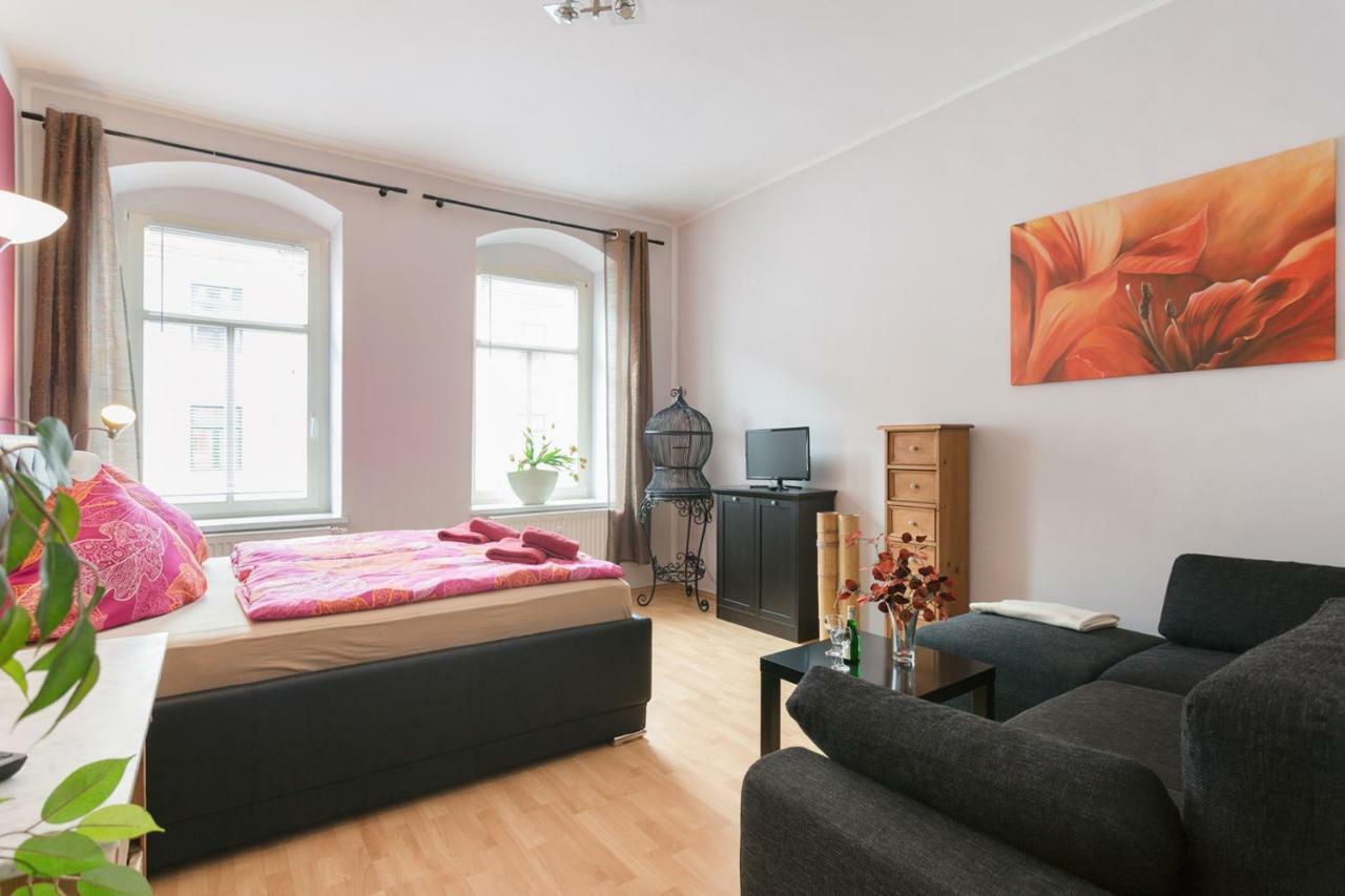 Ferienwohnung Residenz Bis 6 Gaeste , Ferienwohnung Dresden Bis 4 Gaeste, Ferienwohnung Elbflorenz Bis 2 Gaeste Экстерьер фото